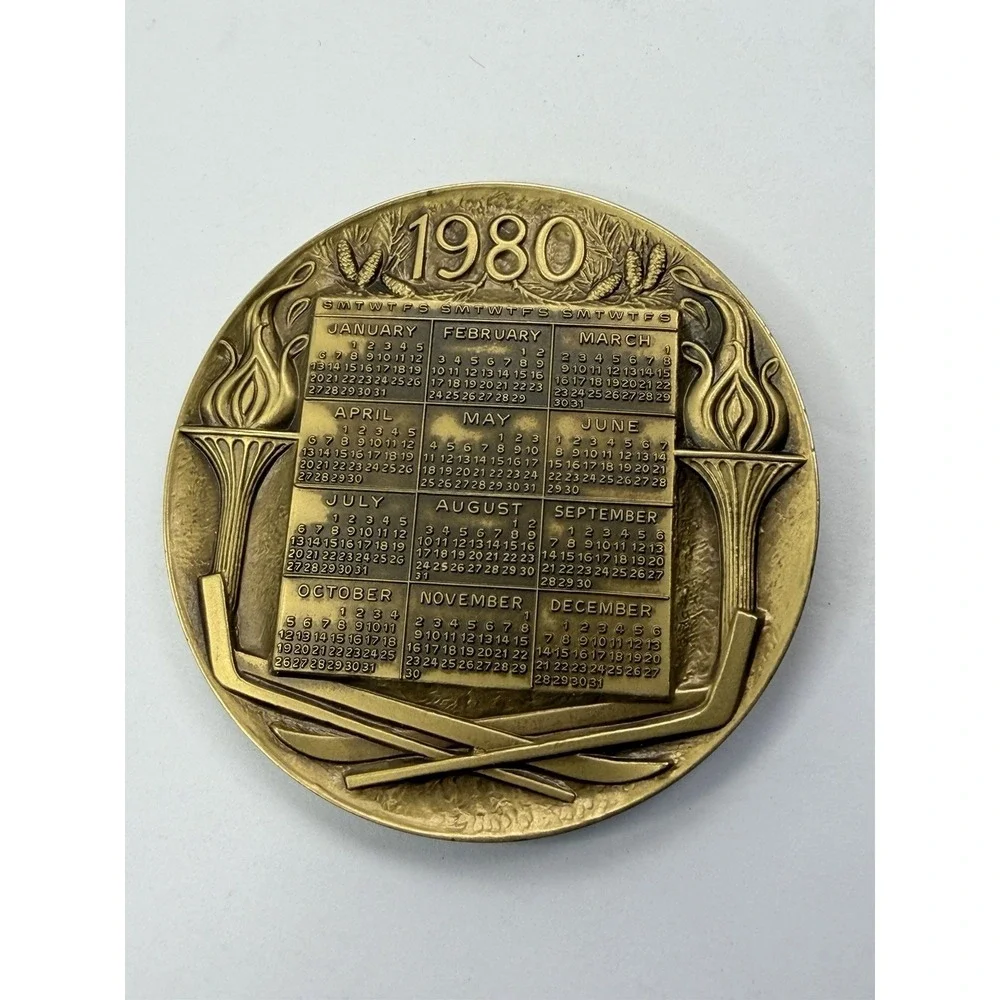 Lake Placid Olympic Games 1980 Calendar Paperweight Bronze Medallion